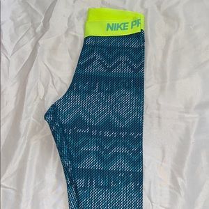 Nike Pro Leggings Size Extra Small!